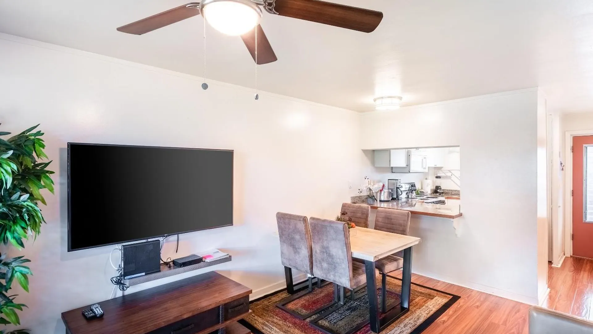 Amazing Honokowi Maui Beach Condos In Lahaina